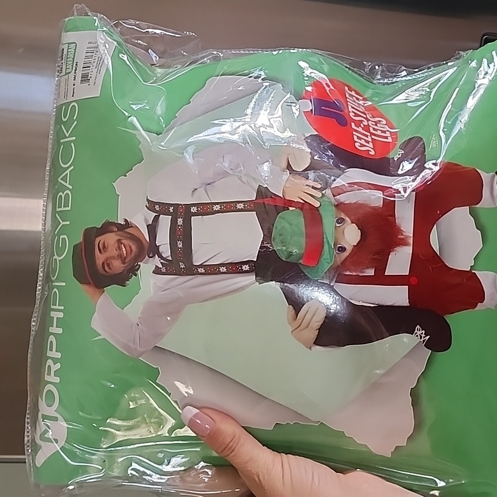 Bavarian Piggyback costume